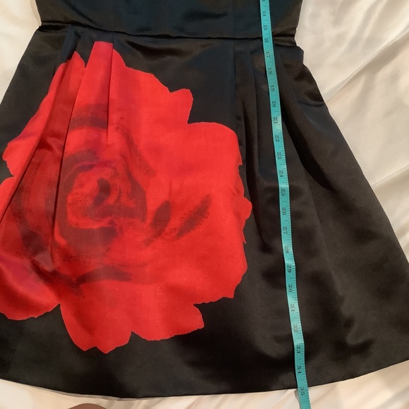 Cece by Cynthia Steffe Black Satin Red Rose Fit and Flare Cocktail Dress, Size 6 - Picture 7 of 15